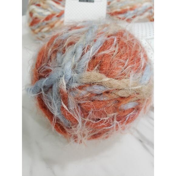 Lot 2 Buttercream Luxe Craft ANGEL HAIR Yarn Blue Rust Butter Cream - Picture 2 of 6